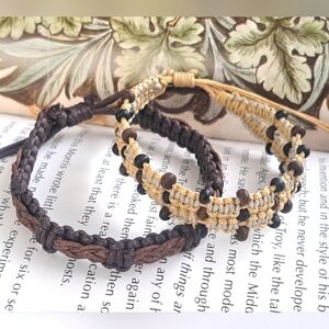 Set of two leather bracelets
